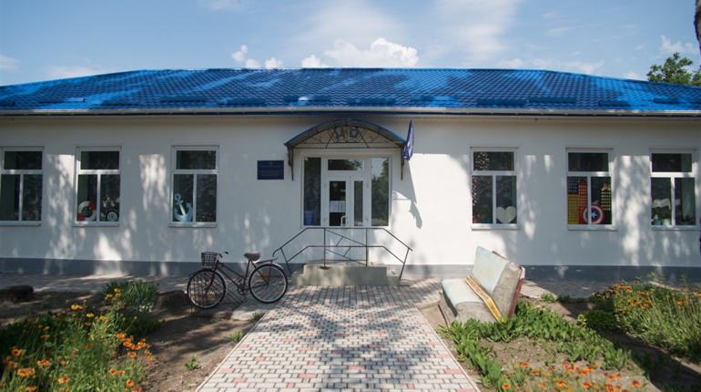 Не книжками єдиними: чим скадовська бібліотека для дітей приваблює відвідувачів