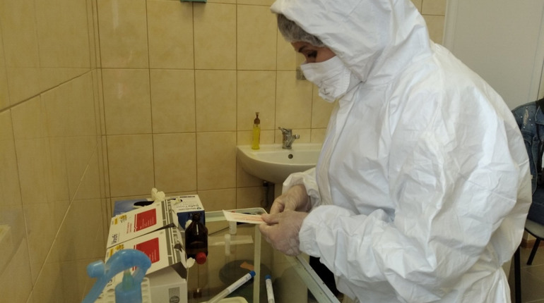 За новими правилами карантину: робочий день уряд рекомендує починати не раніше 10.00