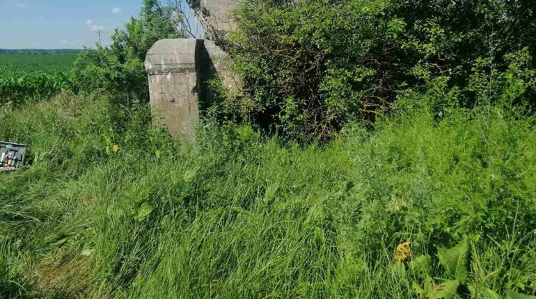 Тіло хлопця знайшли у закинутій будівлі: у Новоград-Волинському районі застрелився 13-річний юнак