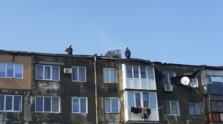 Пожежа у Новій Каховці: міська влада профінансує ремонт покрівлі