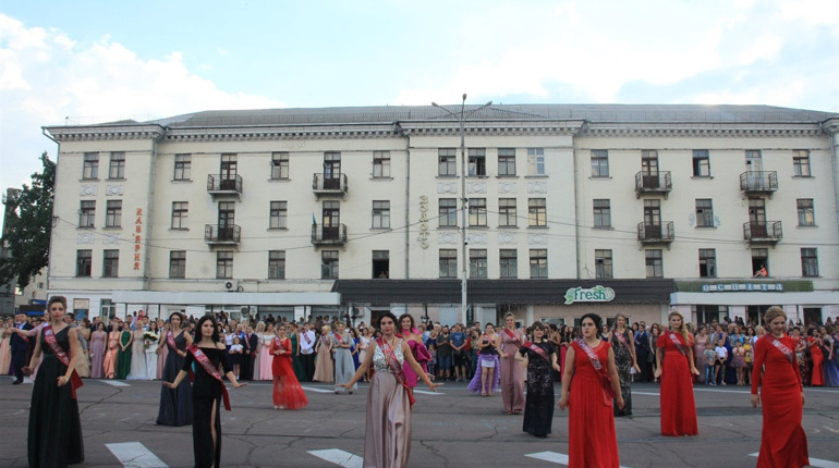 Випускний 2020 у Ніжині заплановано на кінець липня