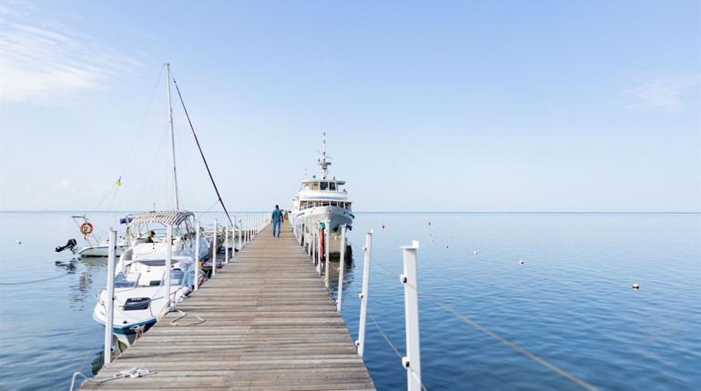 Півсотні красивих місць на морі в Україні, які треба побачити