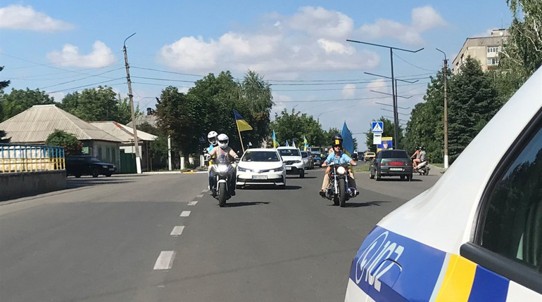 В Попасній відбувся автопробіг, присвячений 6-й річниці звільнення міста. Відео