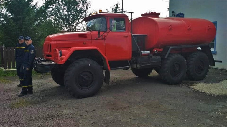 Найбільший пожежний автопарк: клесівські вогнеборці отримали нову автоцистерну