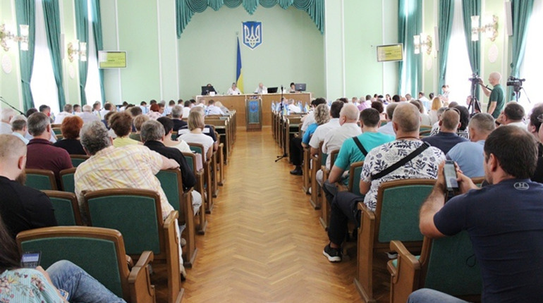  Херсонська облрада призначила першу сесію без Владислава Мангера. Що розглядатимуть і хто вестиме