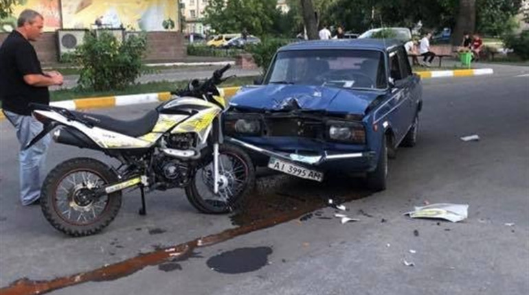 Аварія в Переяславі: 15-річна пасажирка мопеда перебуває в комі
