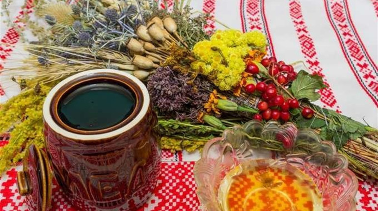 Маковий, Яблучний і Горіховий: коли святкують три серпневі Спаси