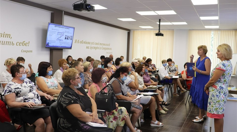 У Херсонському держуніверситеті освітяни обговорили особливості навчання в умовах пандемії