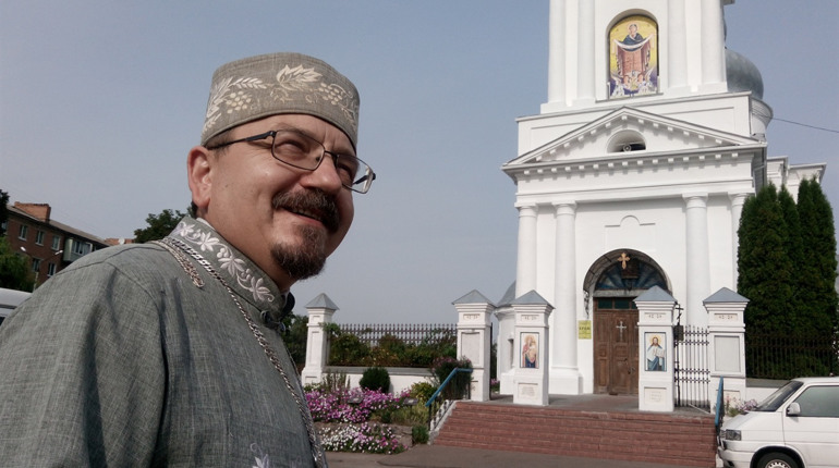 На дзвіниці Ніжинського Свято-Покровського храму нова ікона. Коментар отця Михаїла