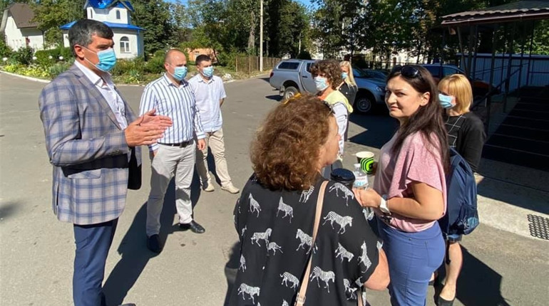 Моніторингова група МОЗ перевірила якість надання меддопомоги хворим із COVID-19 у Кіцманській ЦРЛ