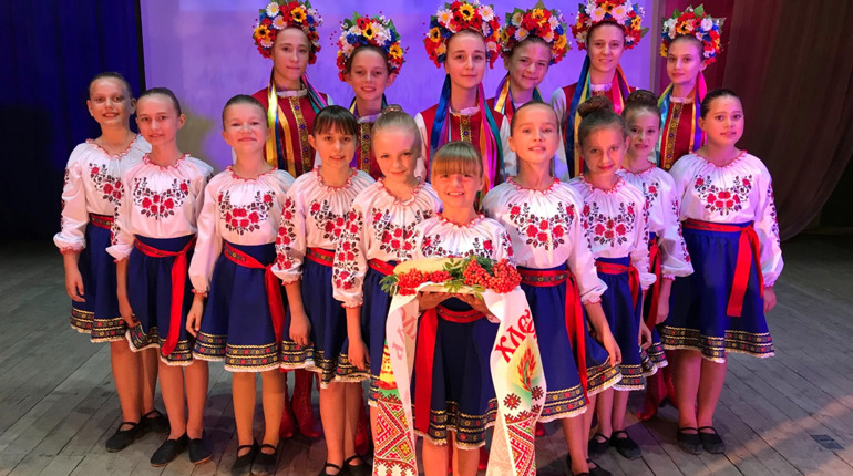 Троїцький “Зорецтвіт” прийняв участь у Міжнародному фестивалі з танком “Полька”: стали лауреатами