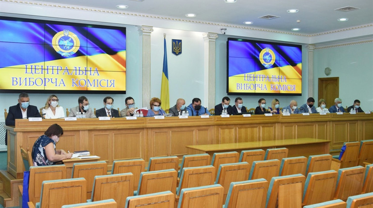 Після судів ЦВК зареєструвала кандидатку в народні депутати