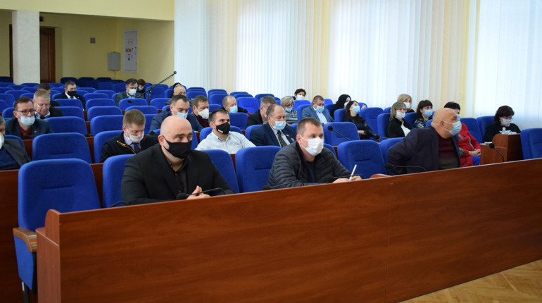 Поліція знає, хто вивозив сміття на м'ясокомбінат – чергова сесія міськради