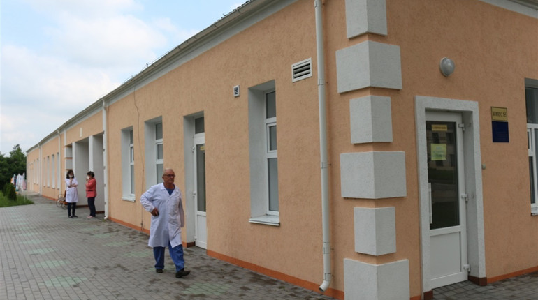 Людмила Гнатюк: у лікарні зайняті всі «ковідні» місця
