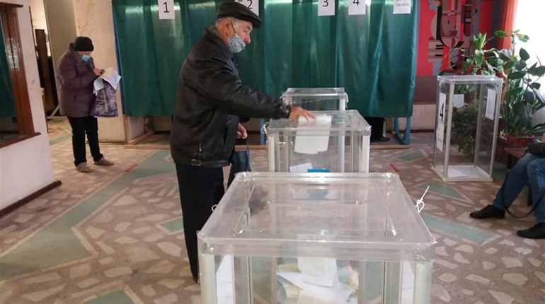 Стало відомо, хто є лідерами виборчих перегонів на Шосткинщині