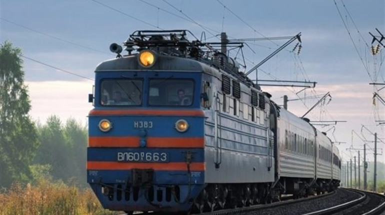 Оновлений розклад руху поїздів, електропоїздів по ст. Кривин та автобуса до залізничного вокзалу