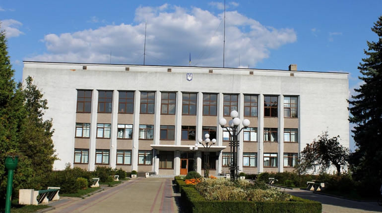 Результати виборів у Сарненську районну раду: які партії подолали бар’єр