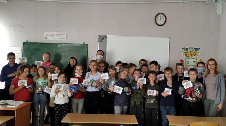 Правова освіта для волноваських школярів. Як отримати навчальні примірники?