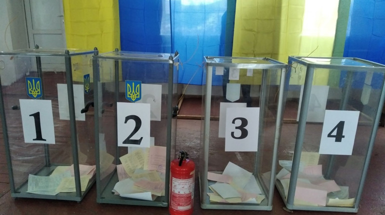 Хто з троїчан пройшов до Сватівської райради