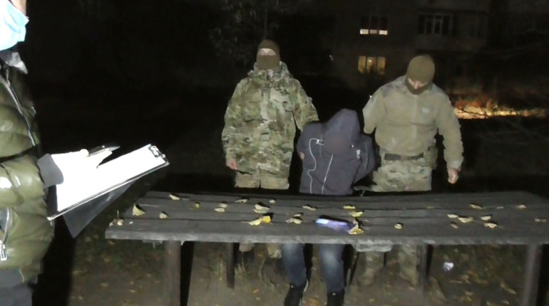 У Шостці поліцейські затримали серійного грабіжника - особу його спільника встановлюють