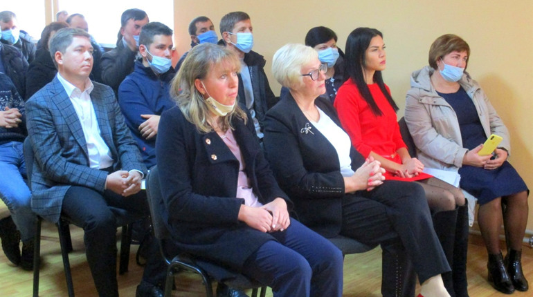 Інавгурація сільської голови та обрання старост: як у Брониківській сільській раді пройшла сесія