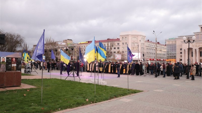 Як відзначатимуть День Гідності та Свободи в умовах карантину у Херсоні