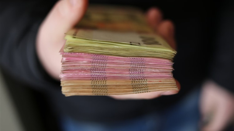 Представляються працівниками соцслужб і хочуть обміняти гроші: в області активізувалися шахраї 