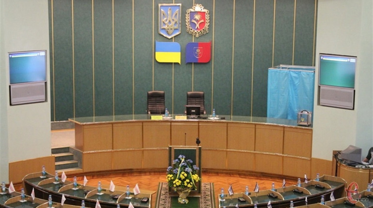 У Хмельницькому обрали голову обласної ради, а після цього усіх депутатів евакуювали