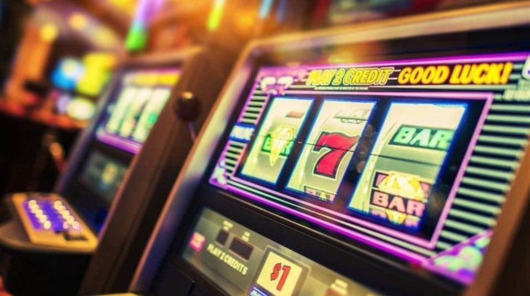Играть на деньги в игровые аппараты онлайн рулетка казино играть бесплатно