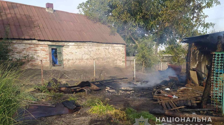 Пішла на злочин через ревнощі: лозівчанку звинувачують у підпалі чужого майна 