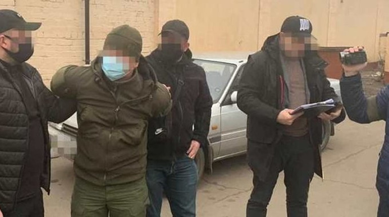 Херсонського нацгвардійця звинувачують у вимаганні хабарів. Його тимчасово відсторонили