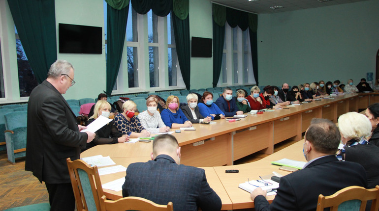 Якщо будемо тягти по гривні на кожного, ми ніколи нічого не зробимо