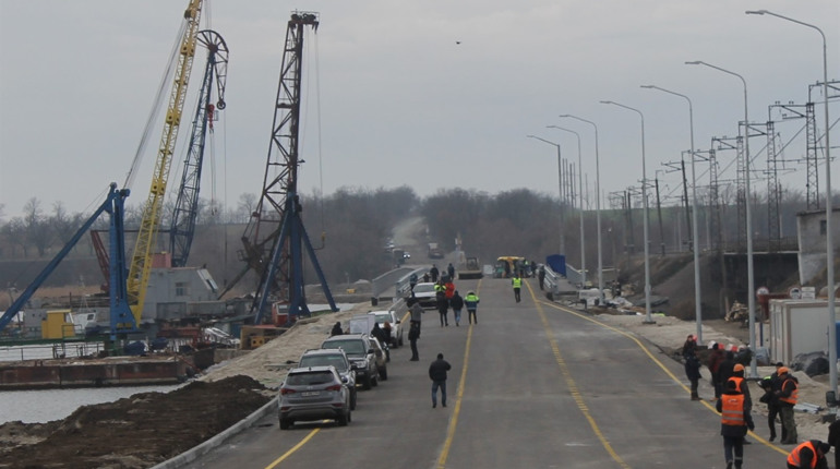 Фото дня: возле села Алексеевка открыли автомобильный мост