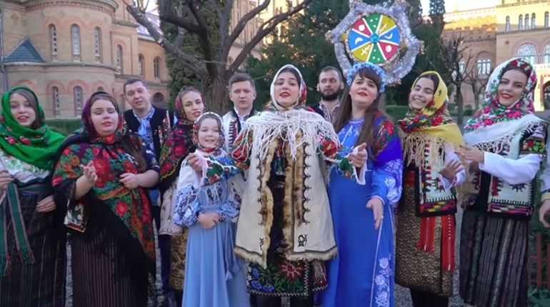 Буковинців запрошують до участі у першому онлайн-фестивалі «Щедрівка. Колядка. Маланка»