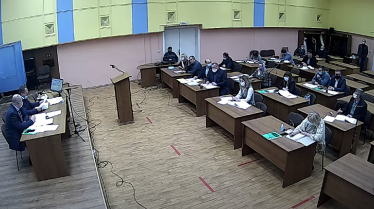 Депутати міської ради утворили вісім фракцій і одну групу