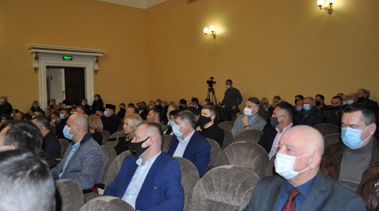 Як  депутатів Калуської міської ради закріплять по округах?