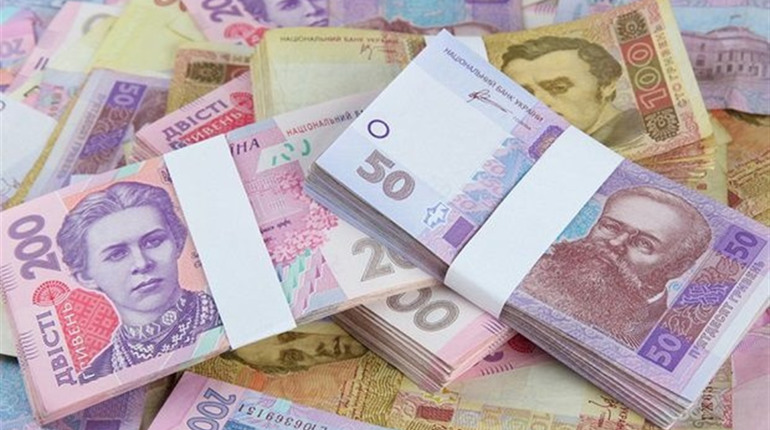 Какими будут социальные выплаты для семей с детьми в 2021 году: важно для попаснян