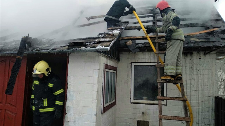 Вогнеборці Сарненщини гасили пожежу на Березнівщині