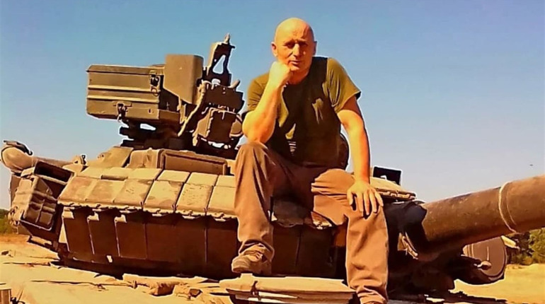 Слова як зброя: конотопський військовий Олександр Артюшенко пише вірші про війну та службу