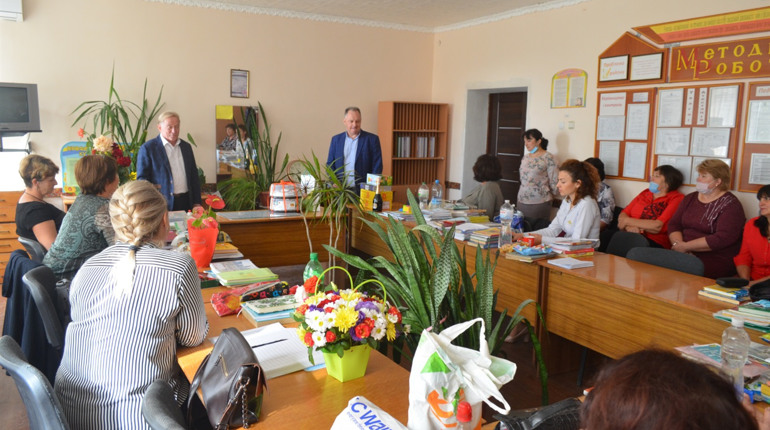 Біляївська громада повністю прийняла у власність школи, дитсадки сіл Кагарлик та Градениці 