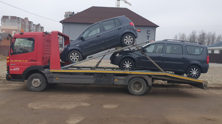 Послуги евакуатора  в Калуші, по Україні та Європі: телефонуйте: +38-050-904-21-28