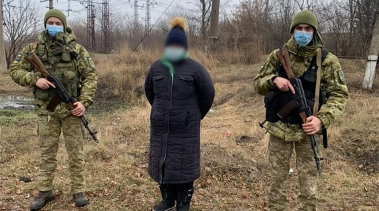Йшла до мами: лозівчанка намагалася незаконно перетнути кордон з Росією