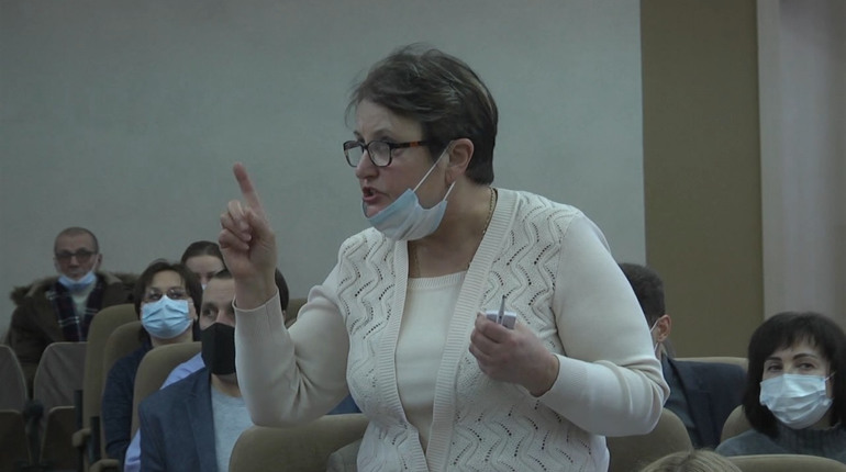 Ірина  Нікітіна - депутат Шосткинської міської ради, яка переобиралась шість разів.