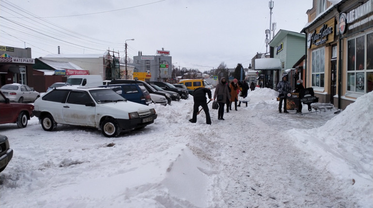  10 лютого у Ніжині загальноміський зимовий "суботник". Беремо лопати в руки! 