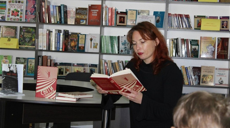 Ірина Червінська: «Піднімаю на поверхню пласти людського несвідомого». Інтерв'ю з письменницею