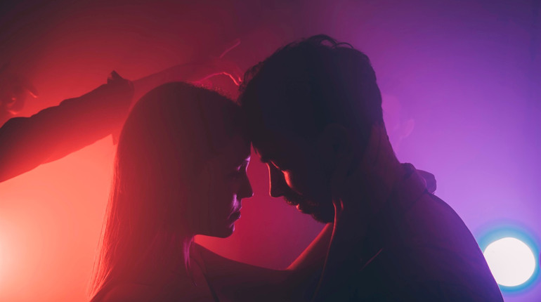 Love is: підбірка романтичних треків від команди Конотоп.City