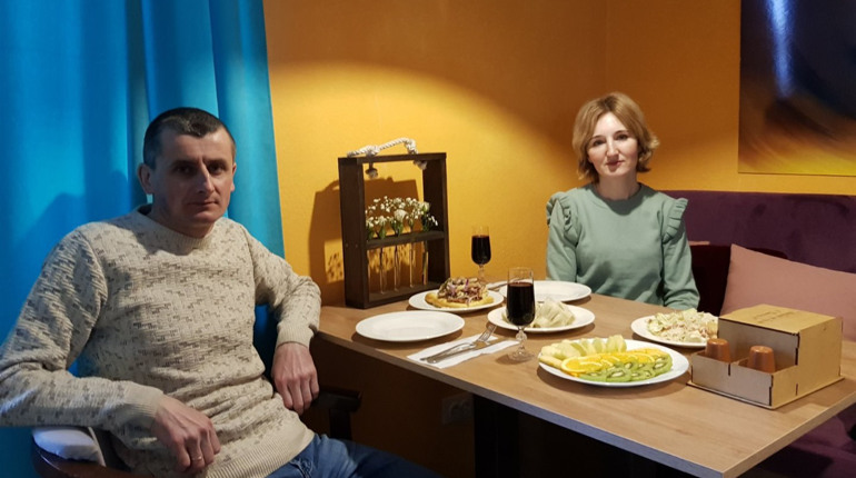 Кафе "Любий, це було в Батумі" пригощало переможців конкурсу "Історія одного кохання". Як це було  