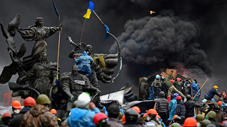 Пережити заново: 16 фото з Революції Гідності, які варто переглянути сьогодні