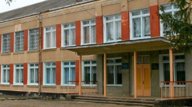 Фонд Східна Європа: Кропивницька гімназія реалізує проєкт "Соціальне шкільне підприємство "CADPRINT"
