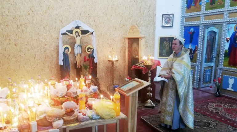 Найкраща проповідь – власний приклад. Як молодий батюшка на Менщині наставляє на шлях істинний